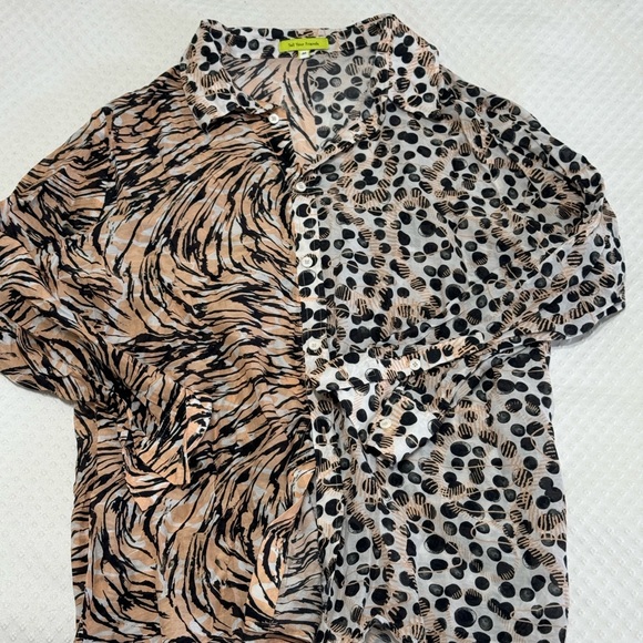 Dual print safari button up - Picture 6 of 9